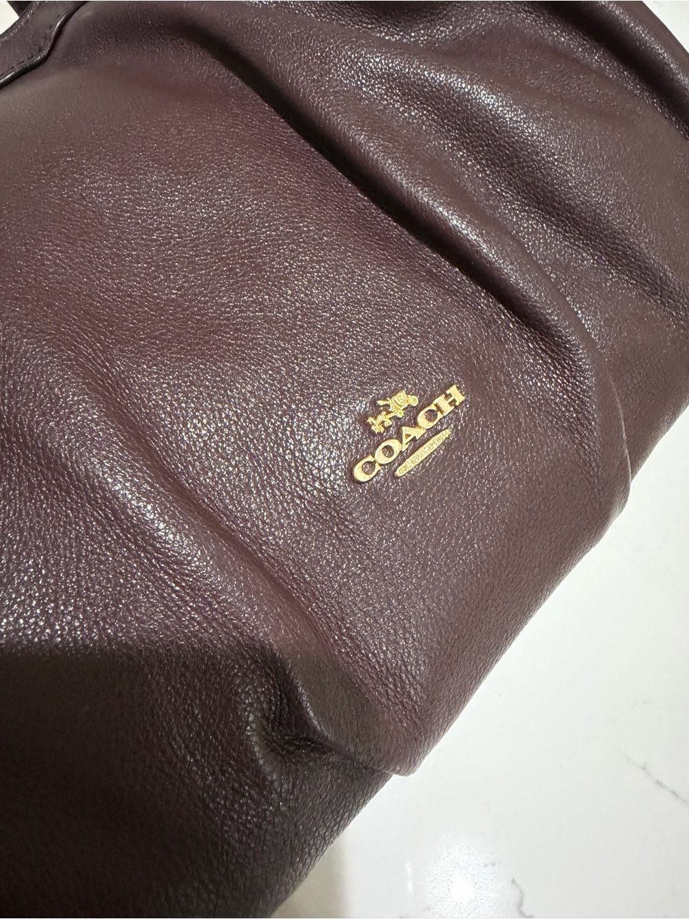 COACH Lily Pebbled Leather Shoulder Bag in Ox Blood with Gold Hardware K1781 - Picture 7 of 8